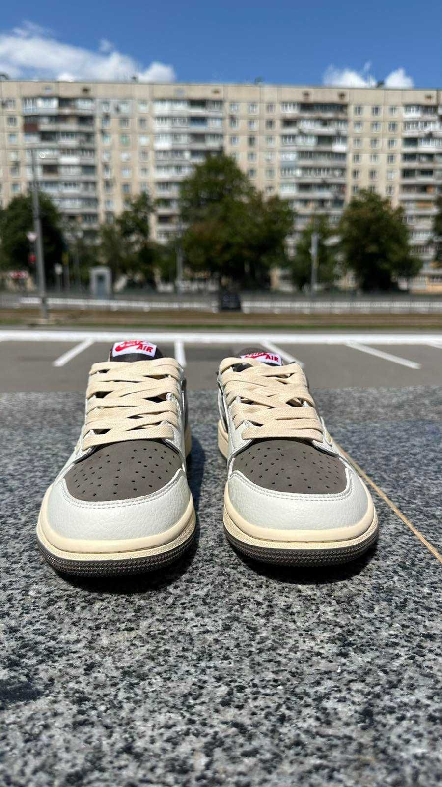 Nike Air Jordan 1 Low "OG Travis Scott Reverse Mocha"