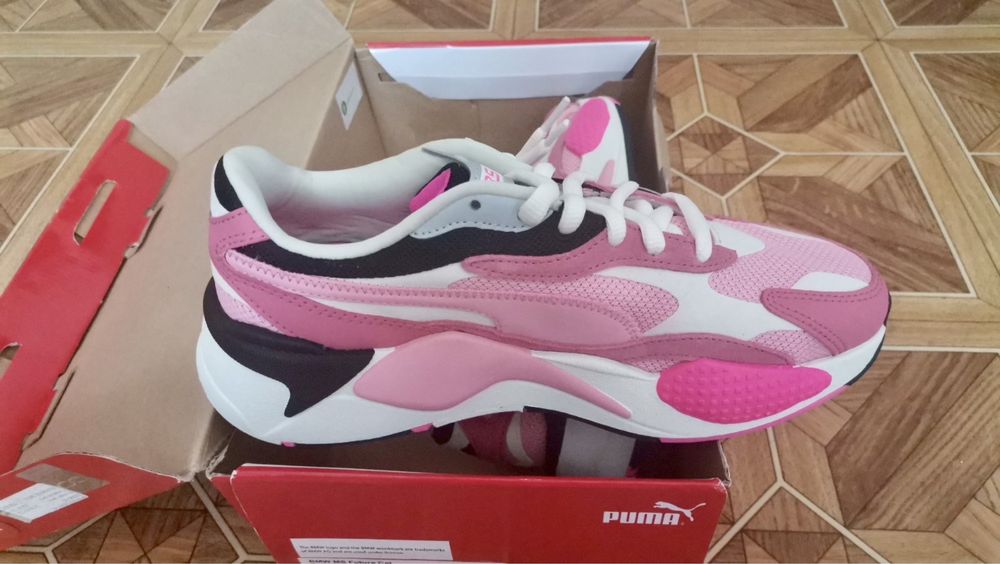 Жіночі кросівки Fila, Puma оригінал