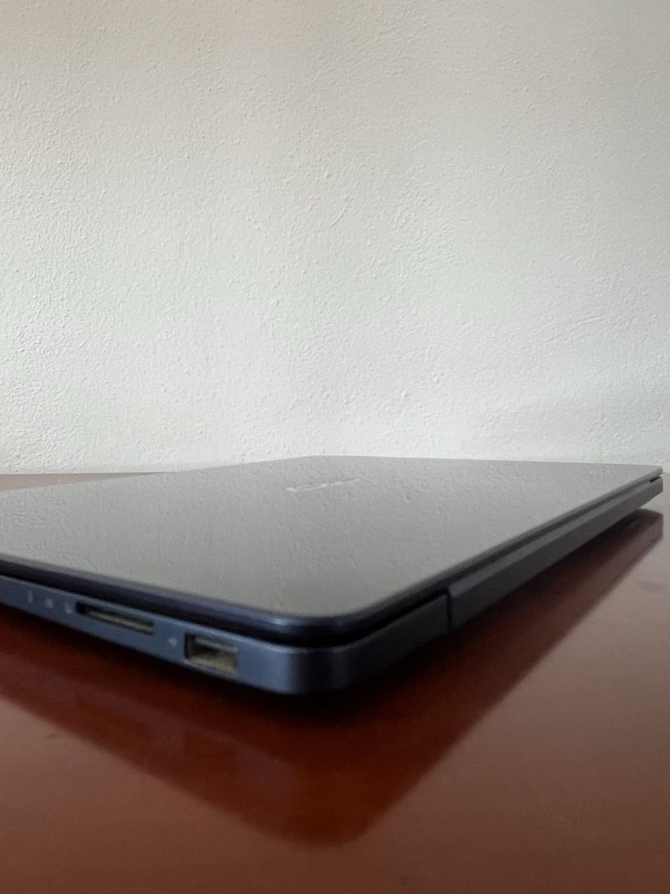 Asus ZenBook UX430UQ
