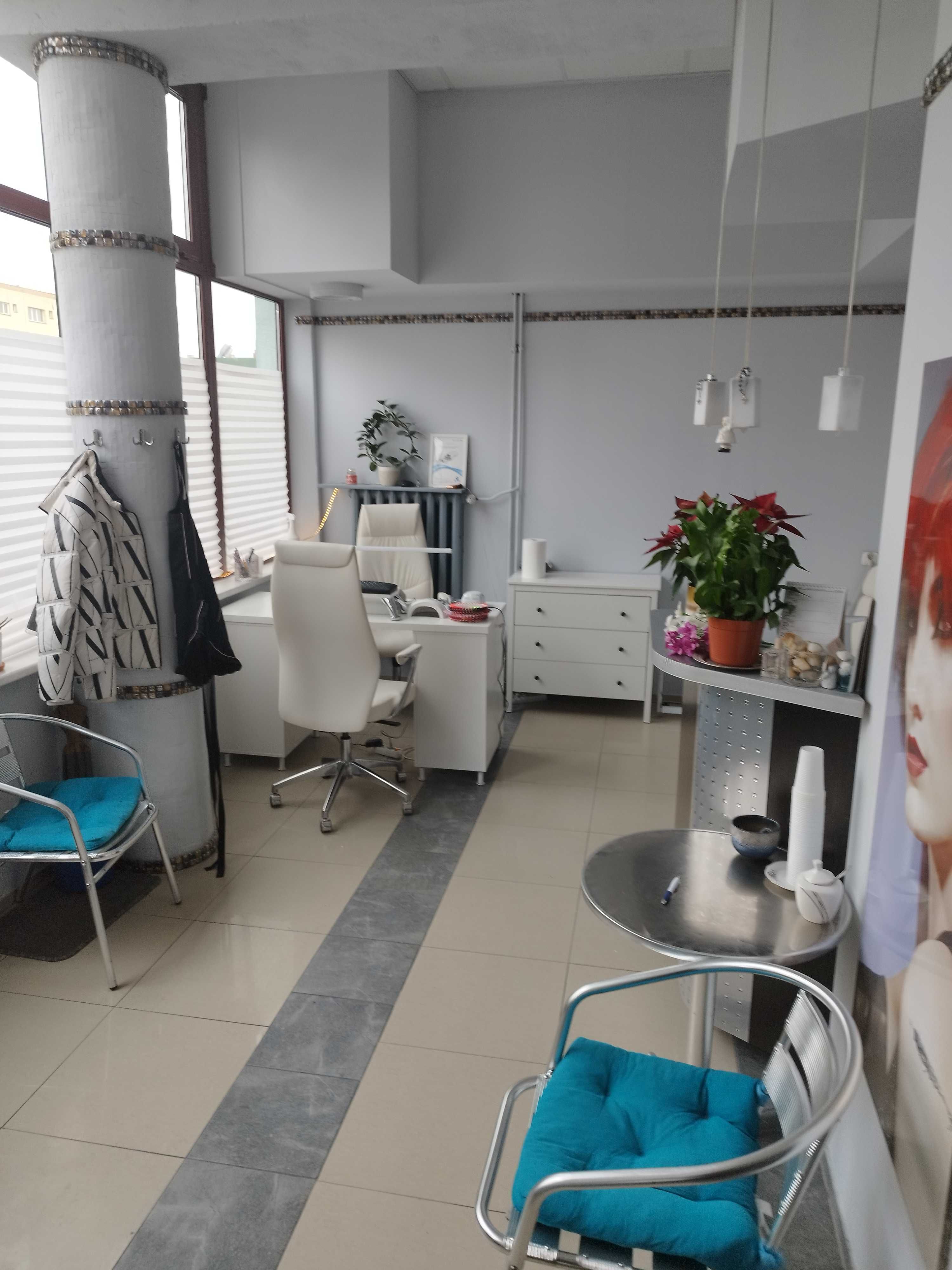 Do wynajęcia lub odstąpię lokal z solarium