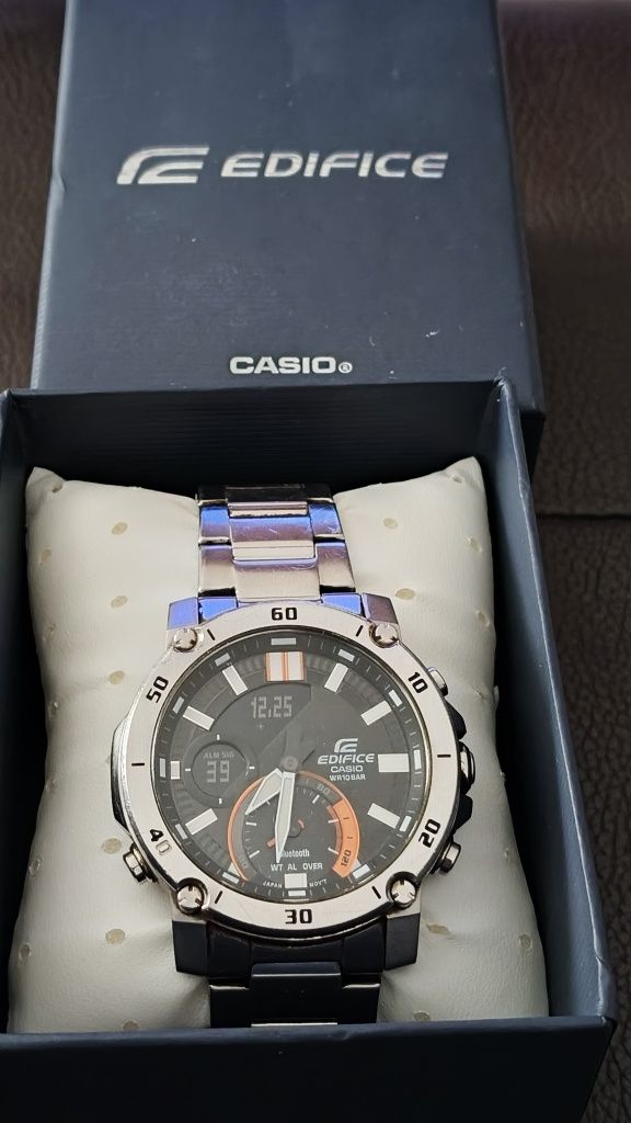 Relógio  Casio edifice ECB-20