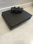 Sprzedam konsolę PS4 Sony