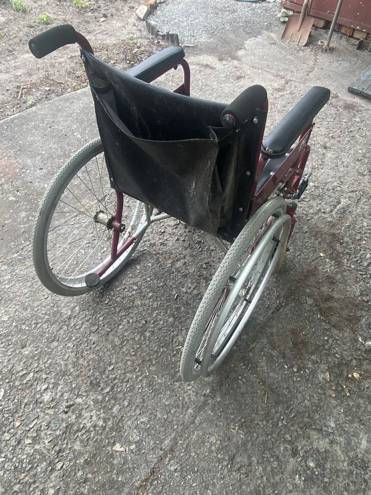 Продам новую коляску