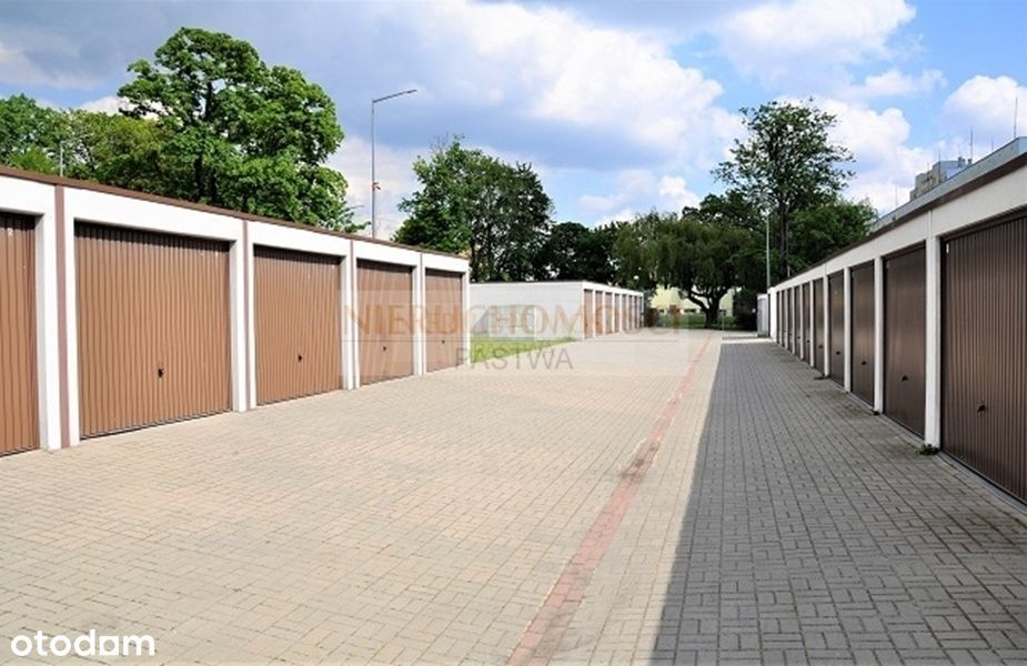 Garaż przy ul. Korczaka