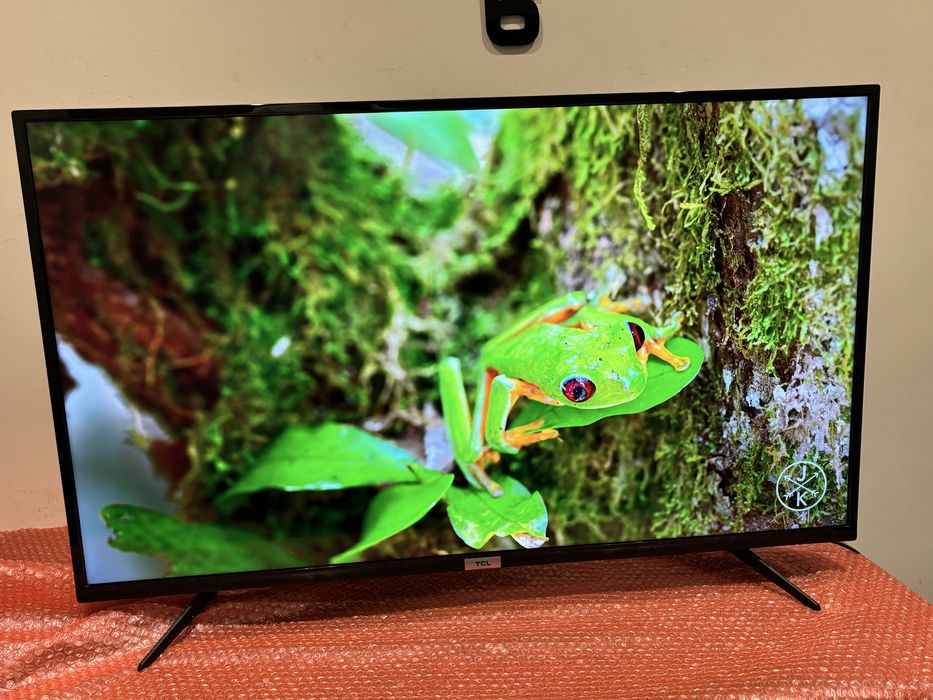 TCL 43 LED  UHD 4K Android WiFi  Prime Video  !!