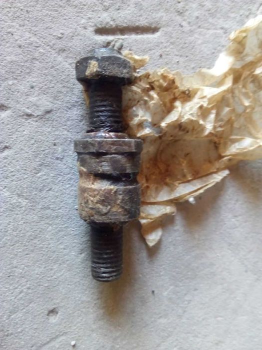 ГАЗ-21 втулка різьбова