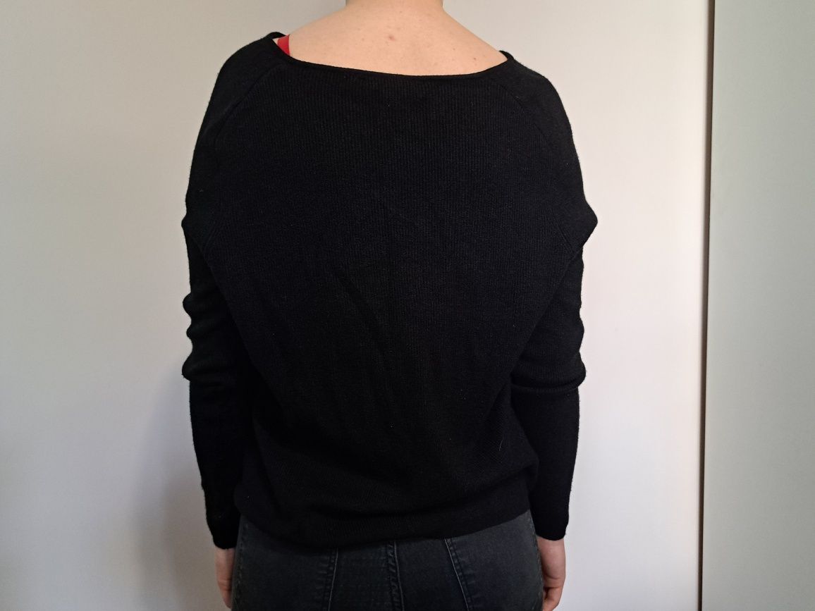 Sweter z dekoltem w serek - Next