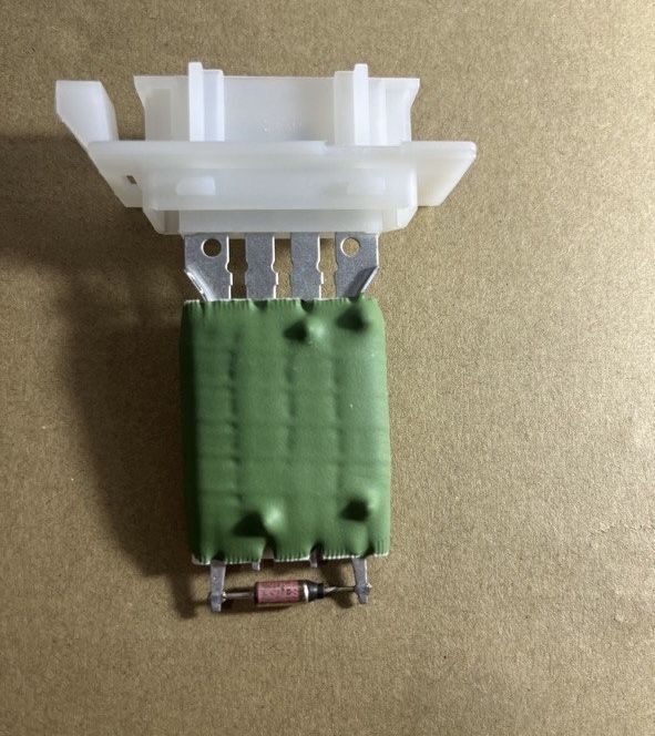 Резистор Печки Mercedes-Benz A-Class W169 B-Class w245 вантажівок