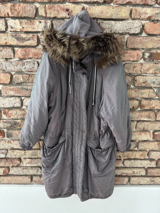 Płaszcz pachy 80x2 nietoperz perłowy z naturalnym futerkiem 46/48