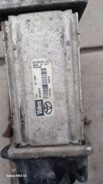 Радиатор интеркулера Тойота королла е120 авенсис т25  TOYOTA AVENSIS