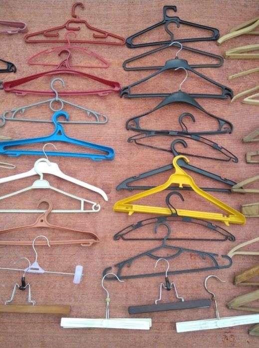 1 пакетом вешалка для одежды в шкаф