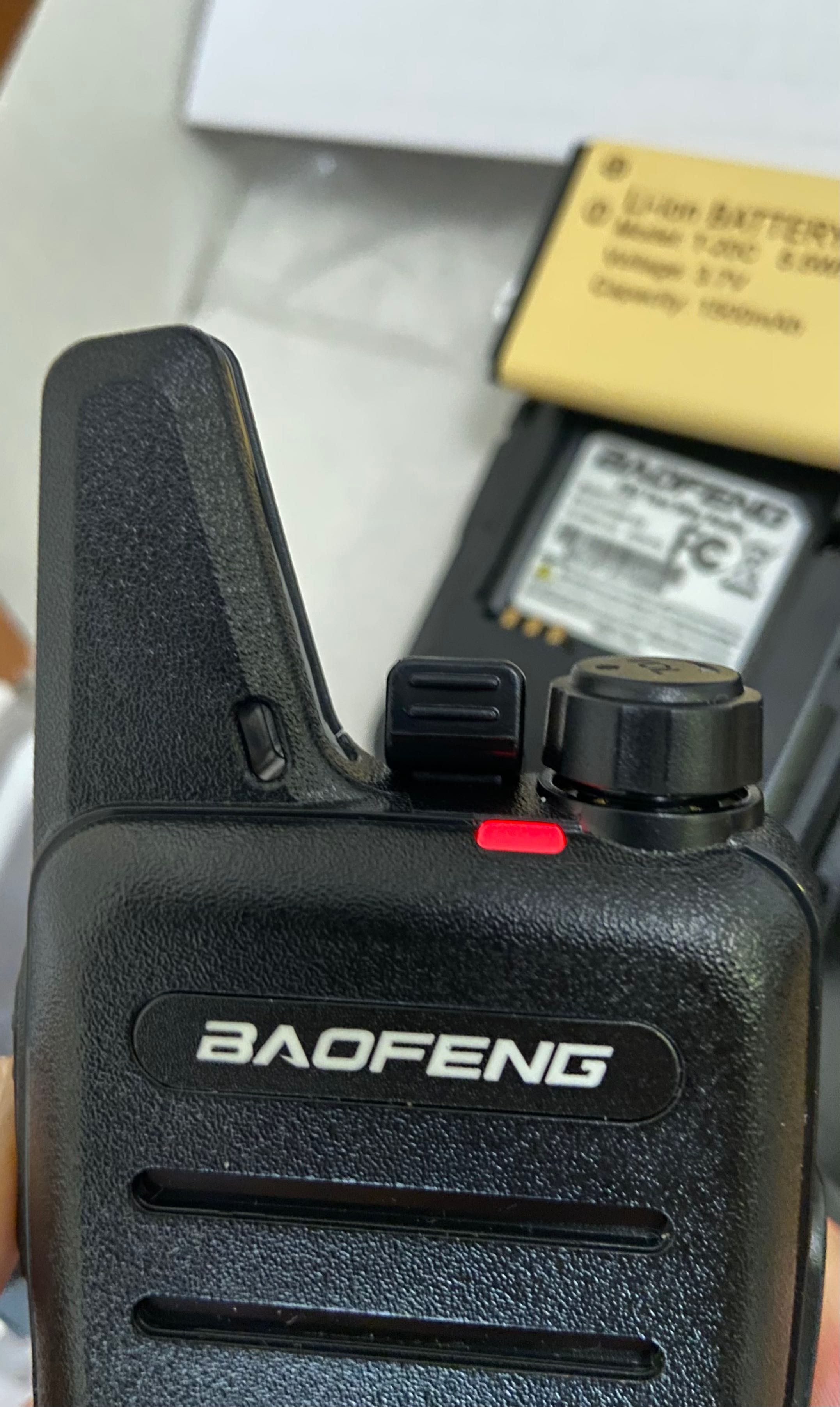 Рація ціна за ПАРУ Baofeng BF-R5 VT-C2 USB-зарядка рация баофенг 2W
