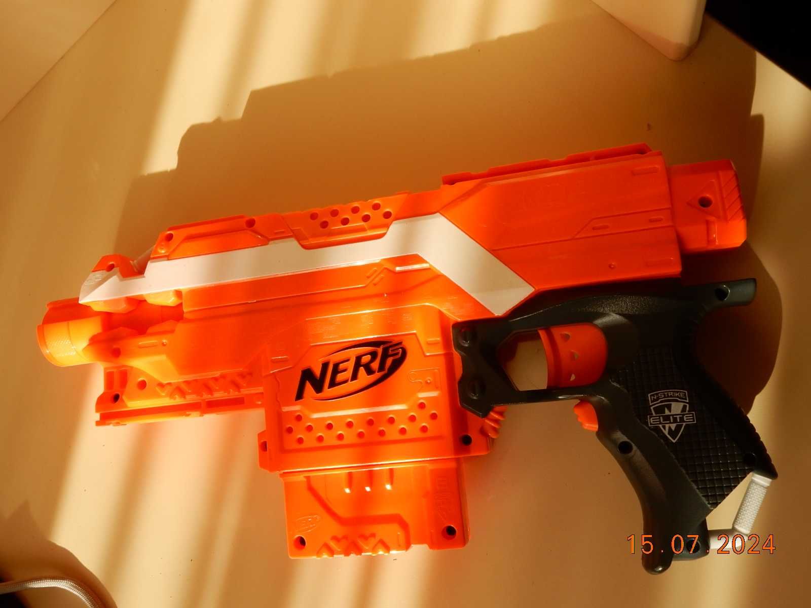 Pistolet Nerf n-strike Elite Stryfe