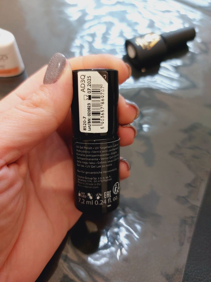 Zestaw lakierow (3 szt)+ gel gratis