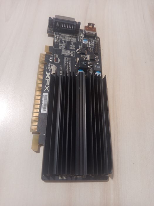 Karta graficzna XFX HD5450  1GB DDR3 850M