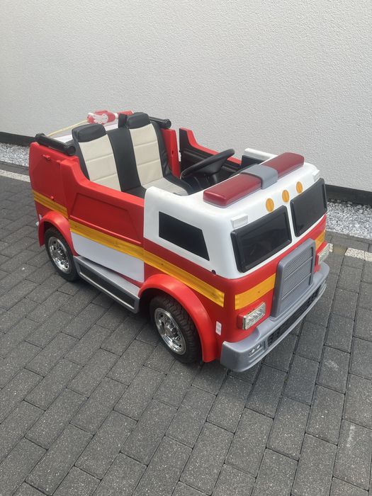 Dwuosobowa straż pożarna dla dzieci na akumulator
