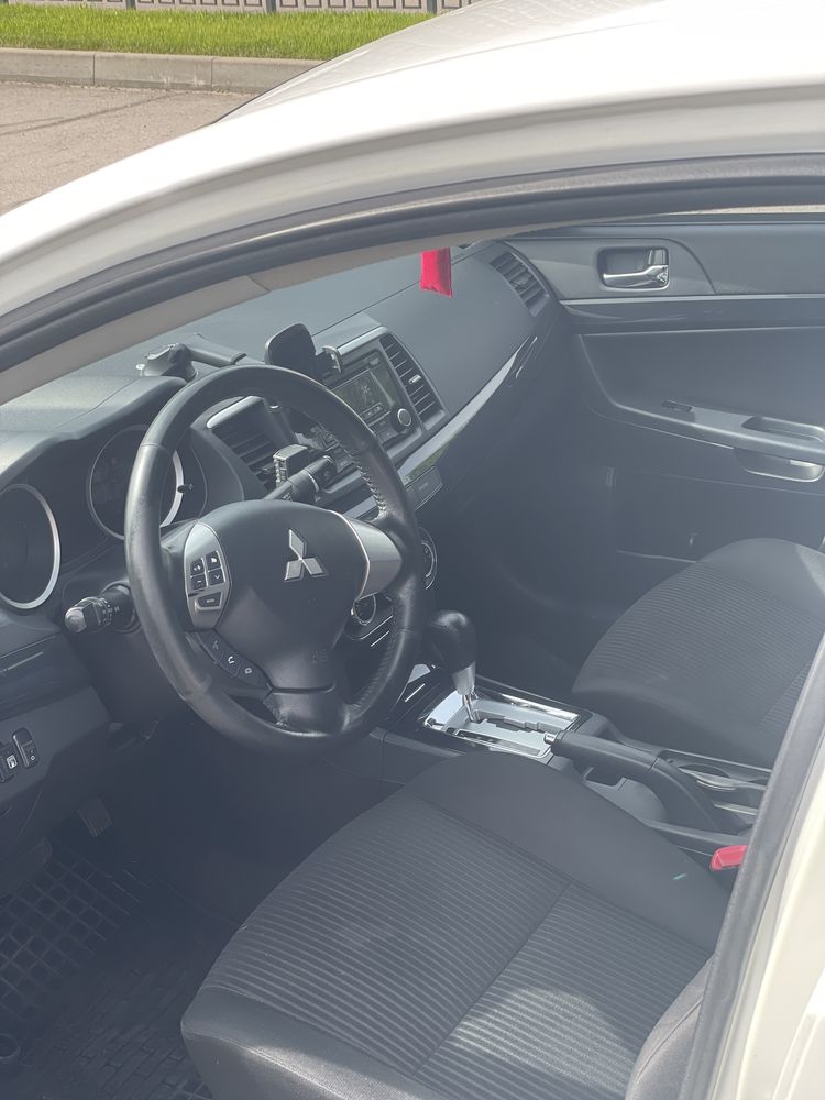Mitsubishi lancer X