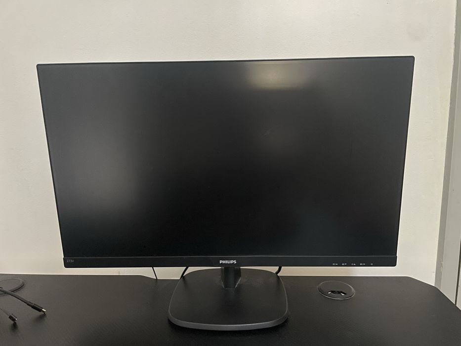 COMBO: monitor philips 27’’ + Mesa Gamer !!!64309791850370121