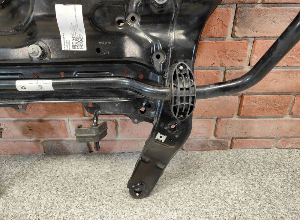 Підрамник BMW X1 U11 X2 U10 2 U06 подрамник БМВ балка 8836336