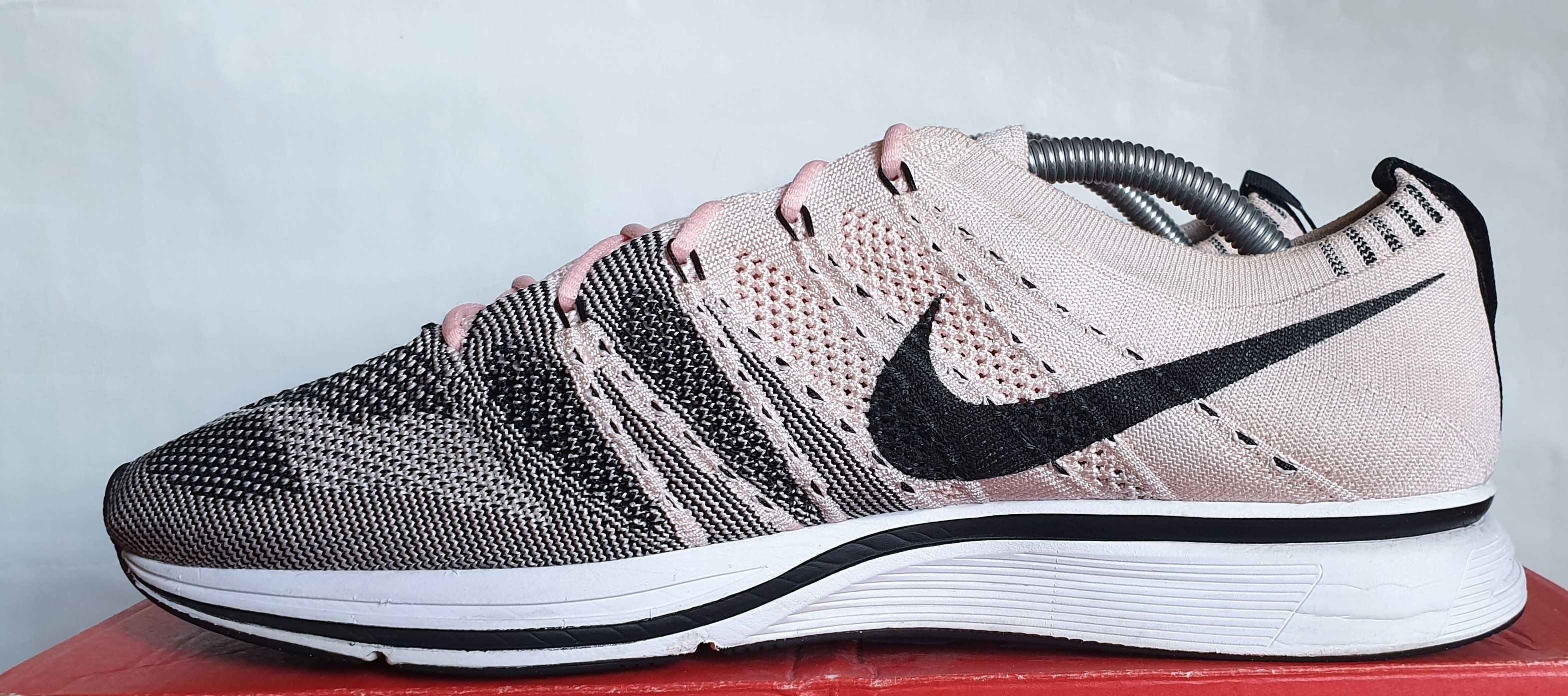 Nike Flyknit Trainer Sunset Tint 2017 10.5US/44.5EUR