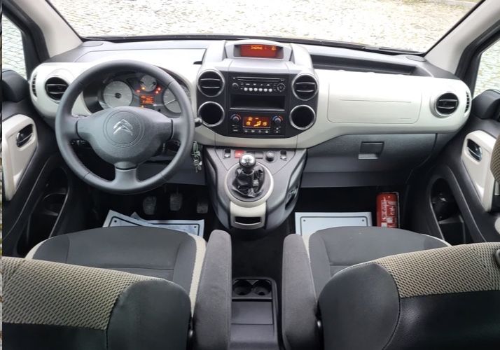 Citroen Berlingo 2012 р 1.6 продам