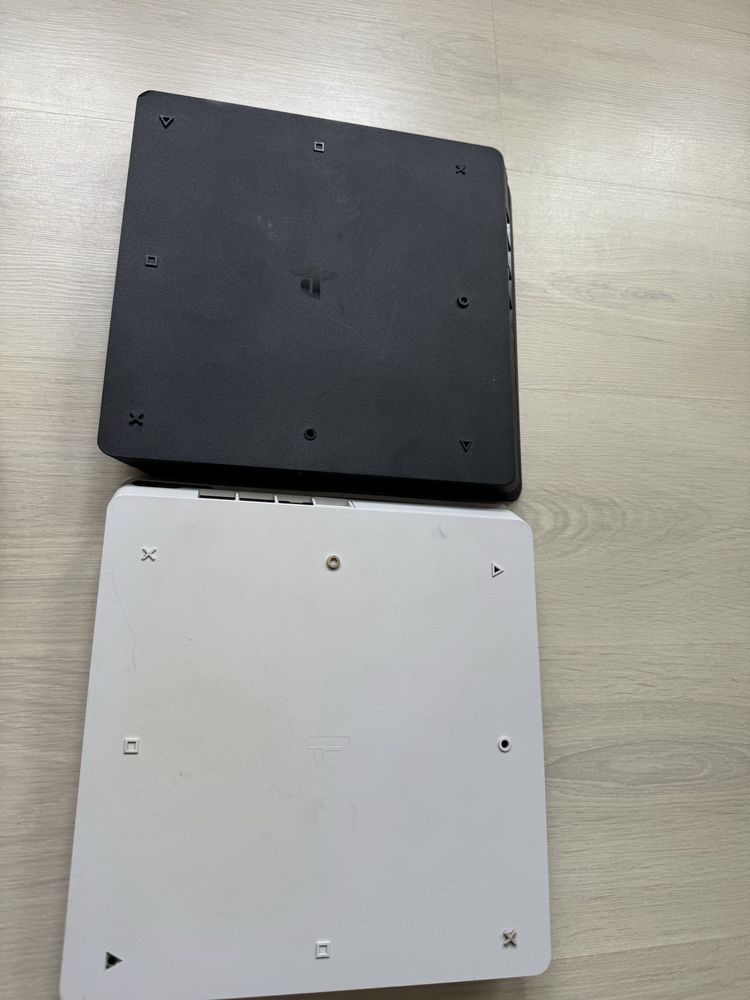 Playstation 4 slim 2шт під відновлення чи запчастини