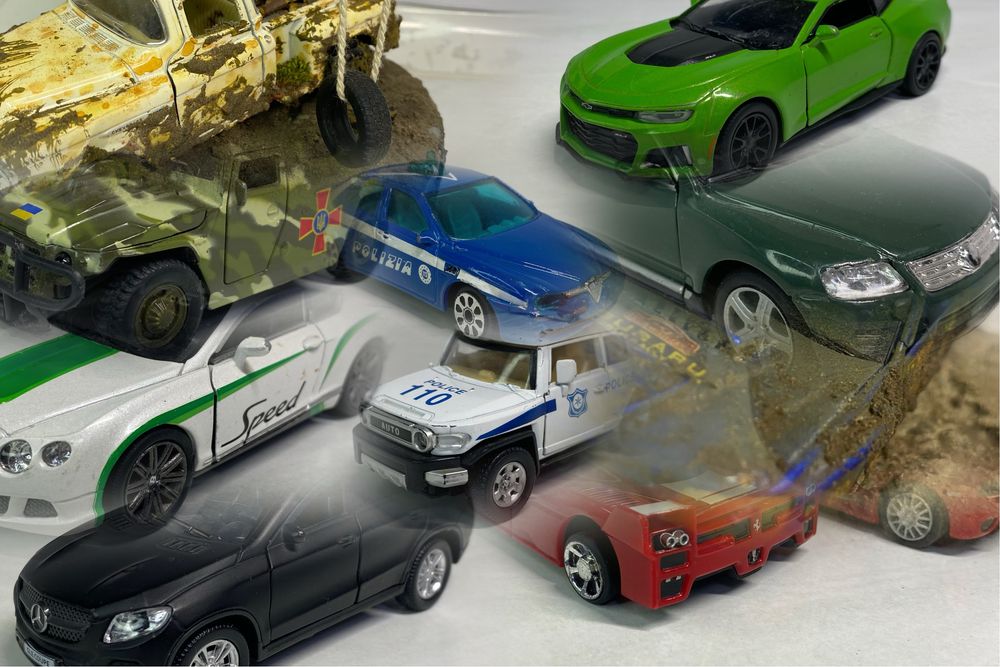 Машинки модельки масштабні моделі 1:43 1:36