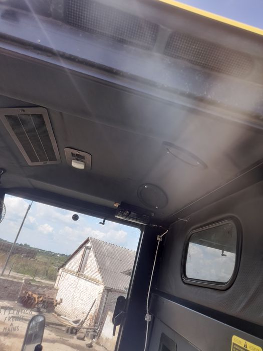 Комбайн зернозбиральний john deere 1072..6410..6900