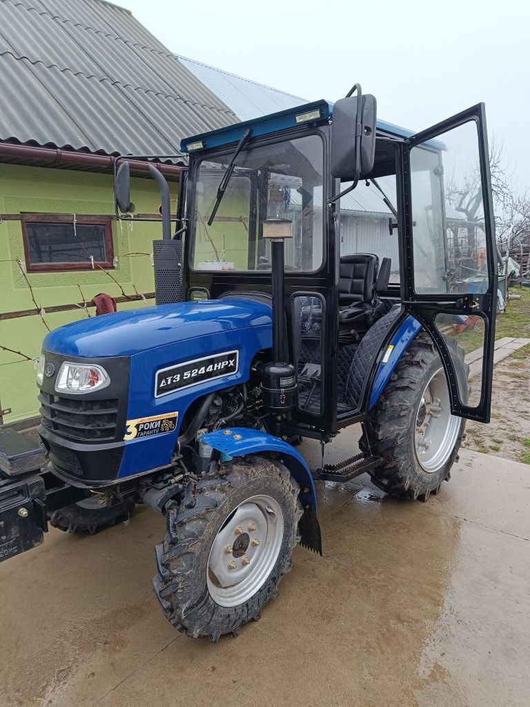 Продається трактор ДТЗ5244