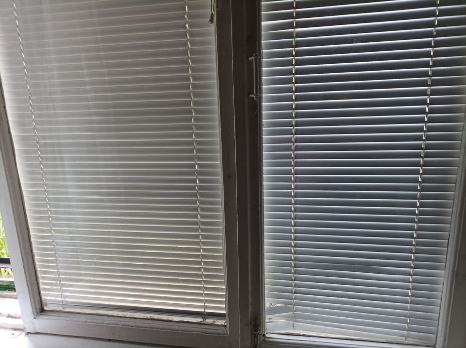 Жалюзи межрамные б/у шириной 50, 40 см