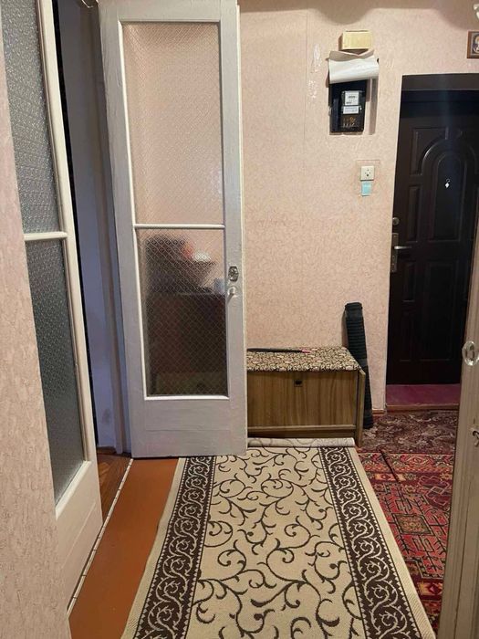 Продаж 2 кім квартири на 2 поверсі