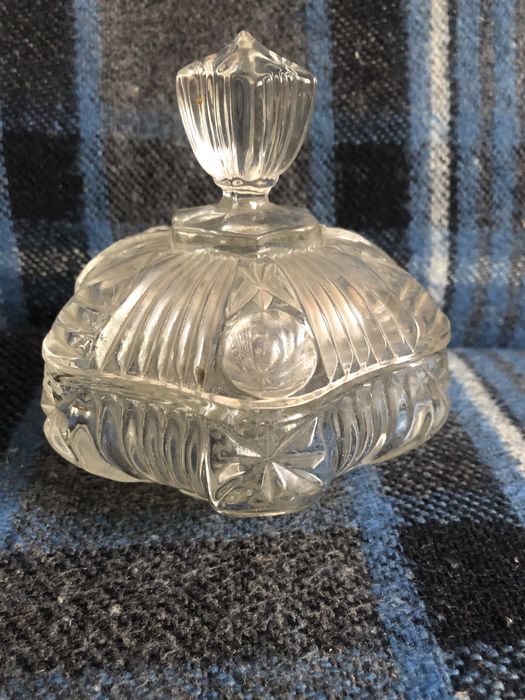 Cukiernica szklana z pokrywką Ząbkowice , PRL