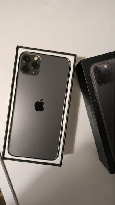 Apple iPhone 11 Pro Max 512 GB – Stan IDEALNY, Space Gray