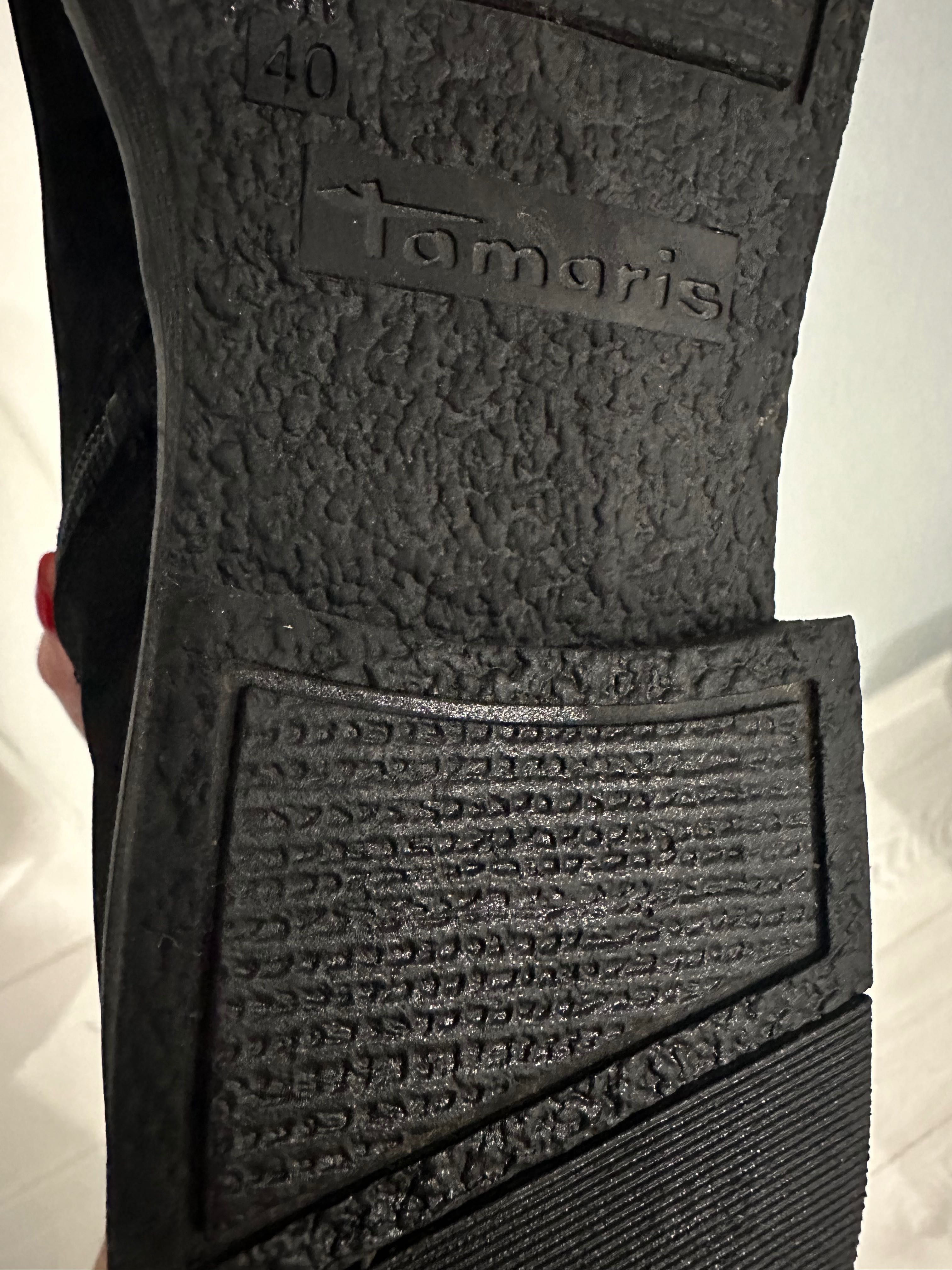 Ботинки (Челсі) жіночі фірми “Tamaris” натуральна шкіра 39-40 розмір