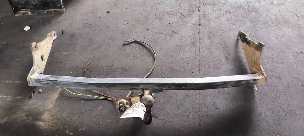 HAK HOLOWNICZY FORD FOCUS MK2