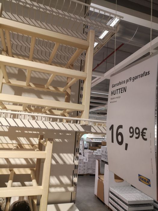 Garrafeira IKEA Nova