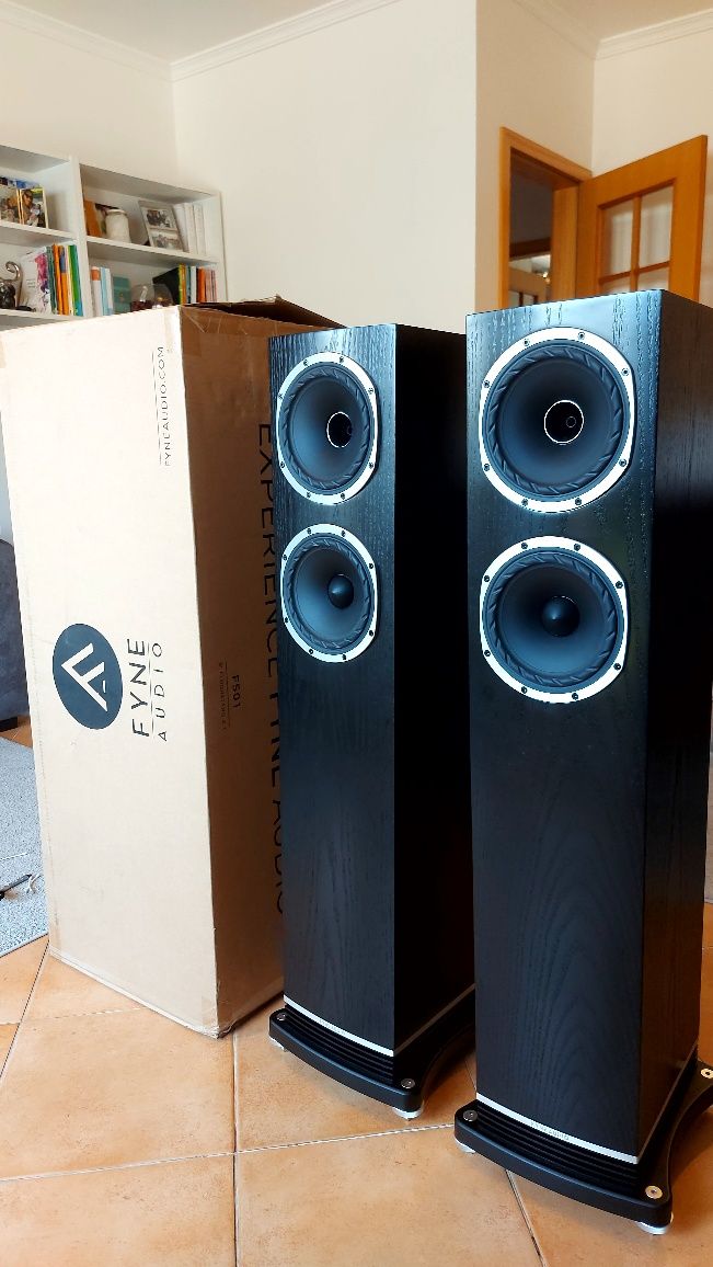 Colunas Fyne Audio F501 (Fyneaudio)