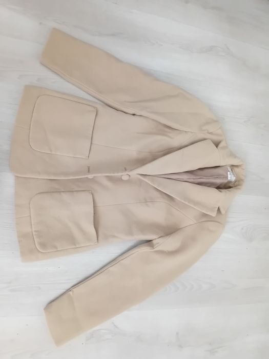 B.p.c. marynarka beżowa