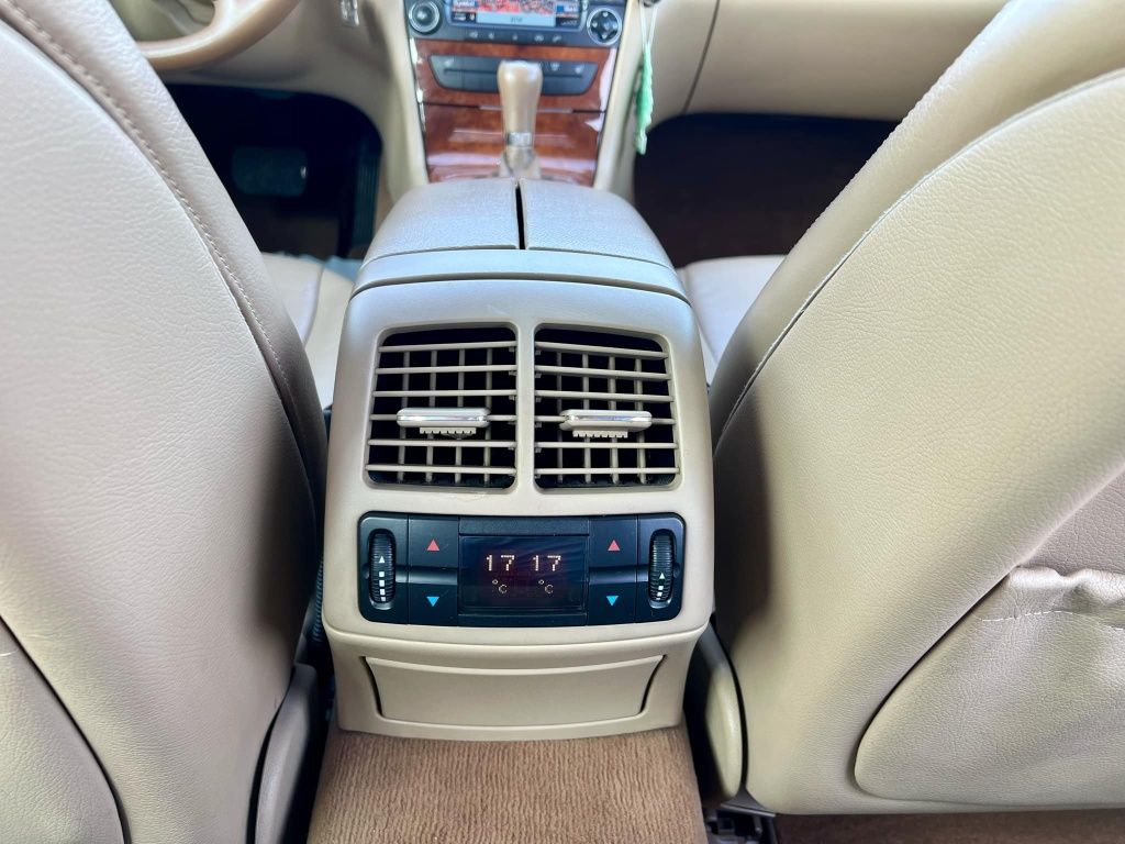 Mercedes benz mercedes benz