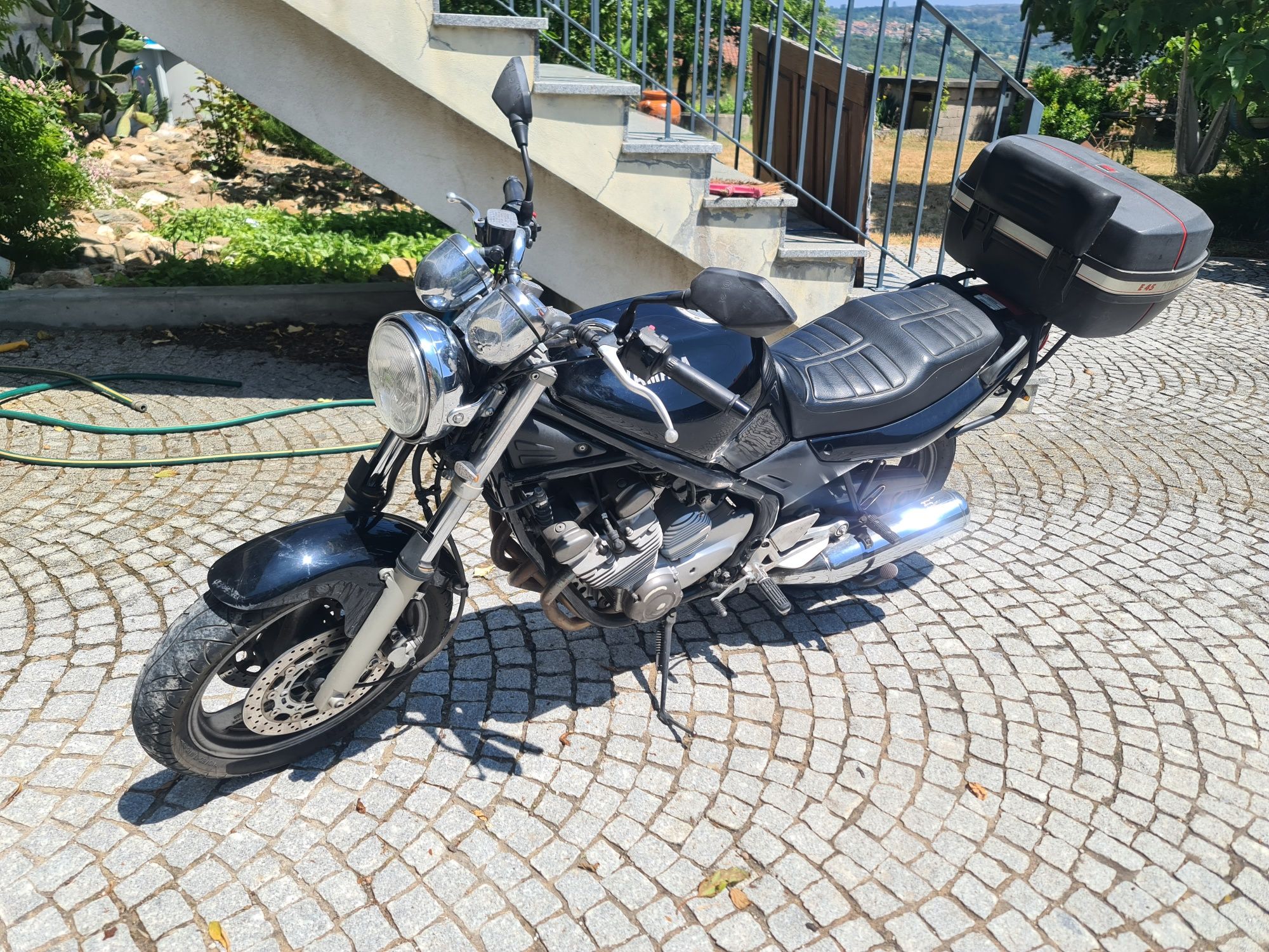 Vendo moto xj600