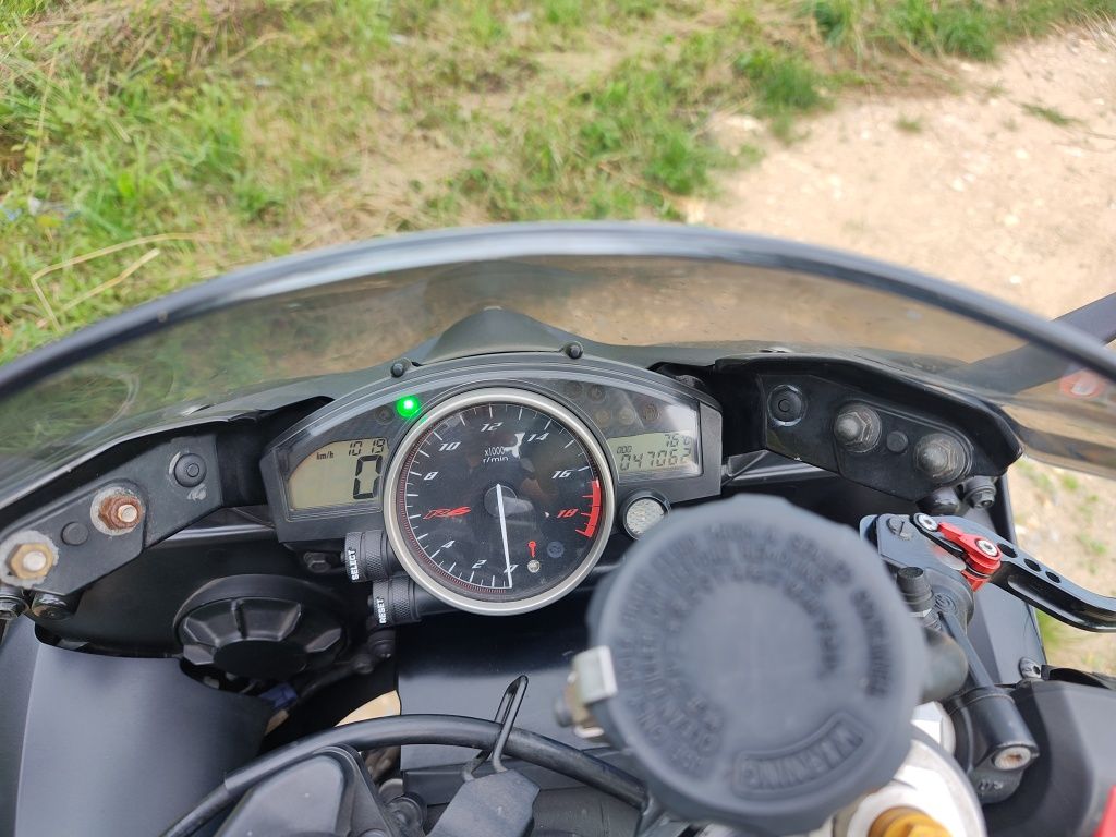 Yamaha YZF R6 rj15 2009r