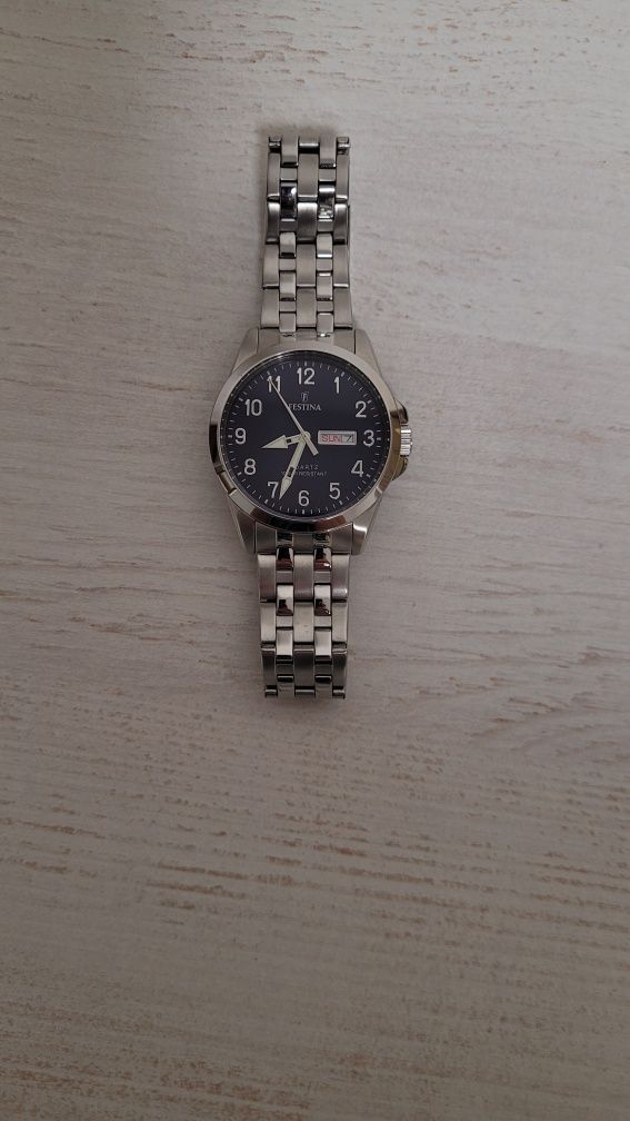 Годинник Festina f20357/c