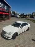 Mercedes E-Klasa 2010r. mały udokumentowany przebieg.