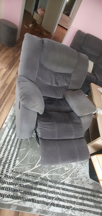 Kanapa + 2 fotele z relaxem