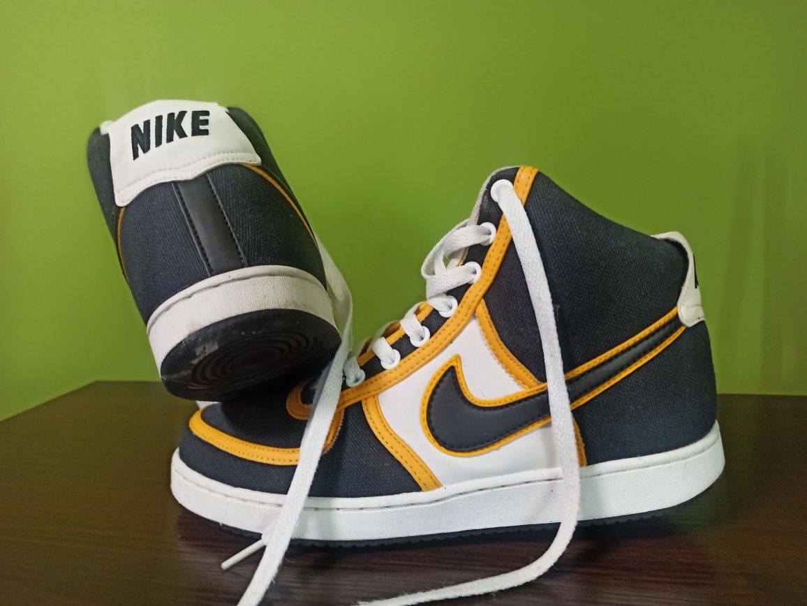 Кросівки Nike Vandal  р.40