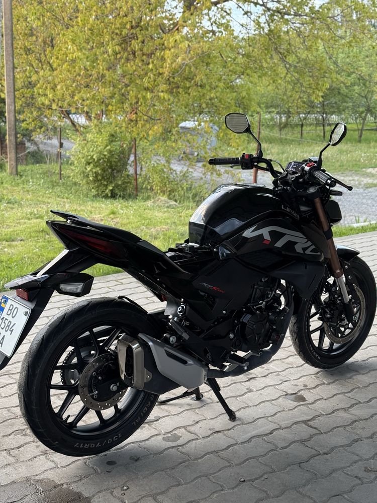 Lifan kps 200 чорний
