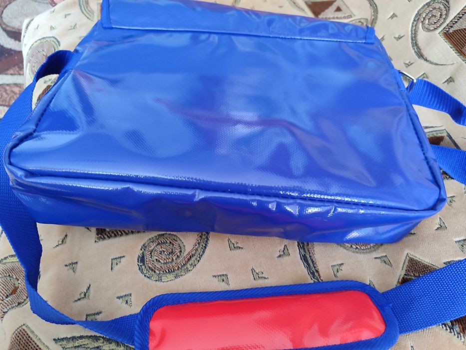 Сумка новая для ноутбука 15,7 дюйма ,разм.36 х26 х 6см