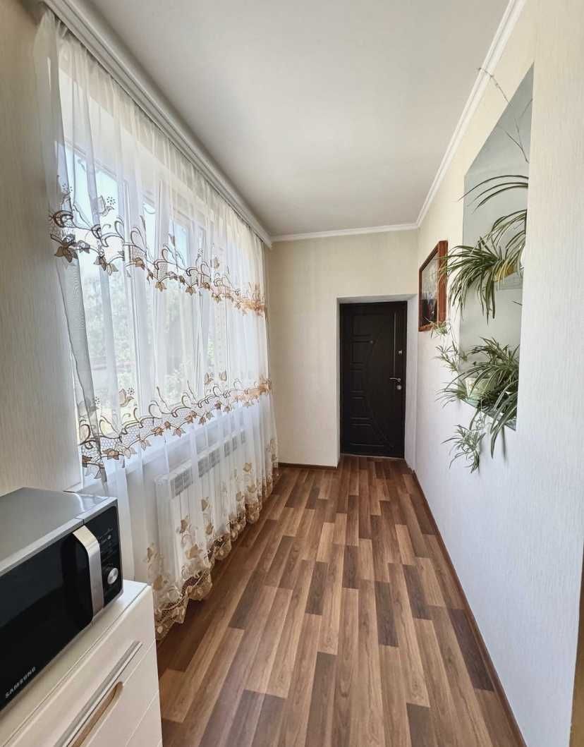 Продам хороший дом на Немышле ,180 м2 с ремонтом (код 5215)