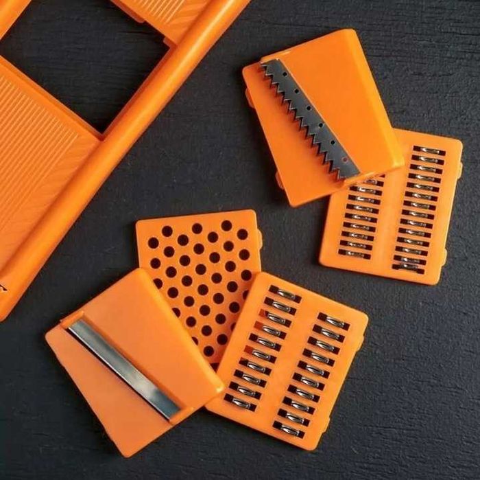 Wielofunkcyjna KUCHENNA KRAJALNICA do Warzyw 6w1 SZATKOWNICA do Warzyw