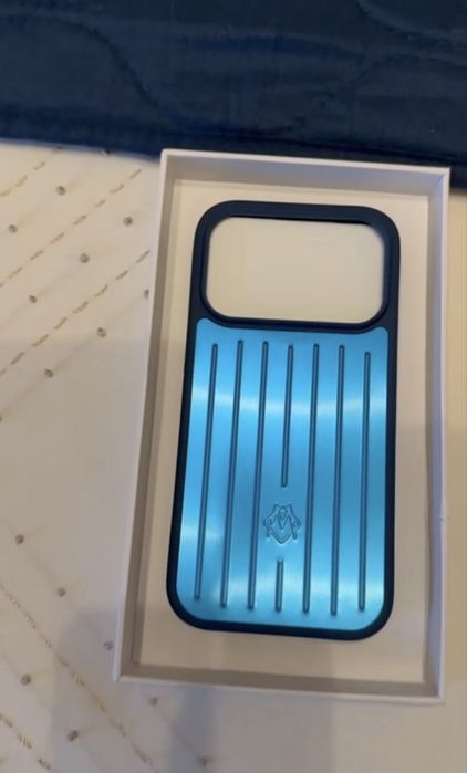 Capa Rimowa Iphone 17 Pro Azul